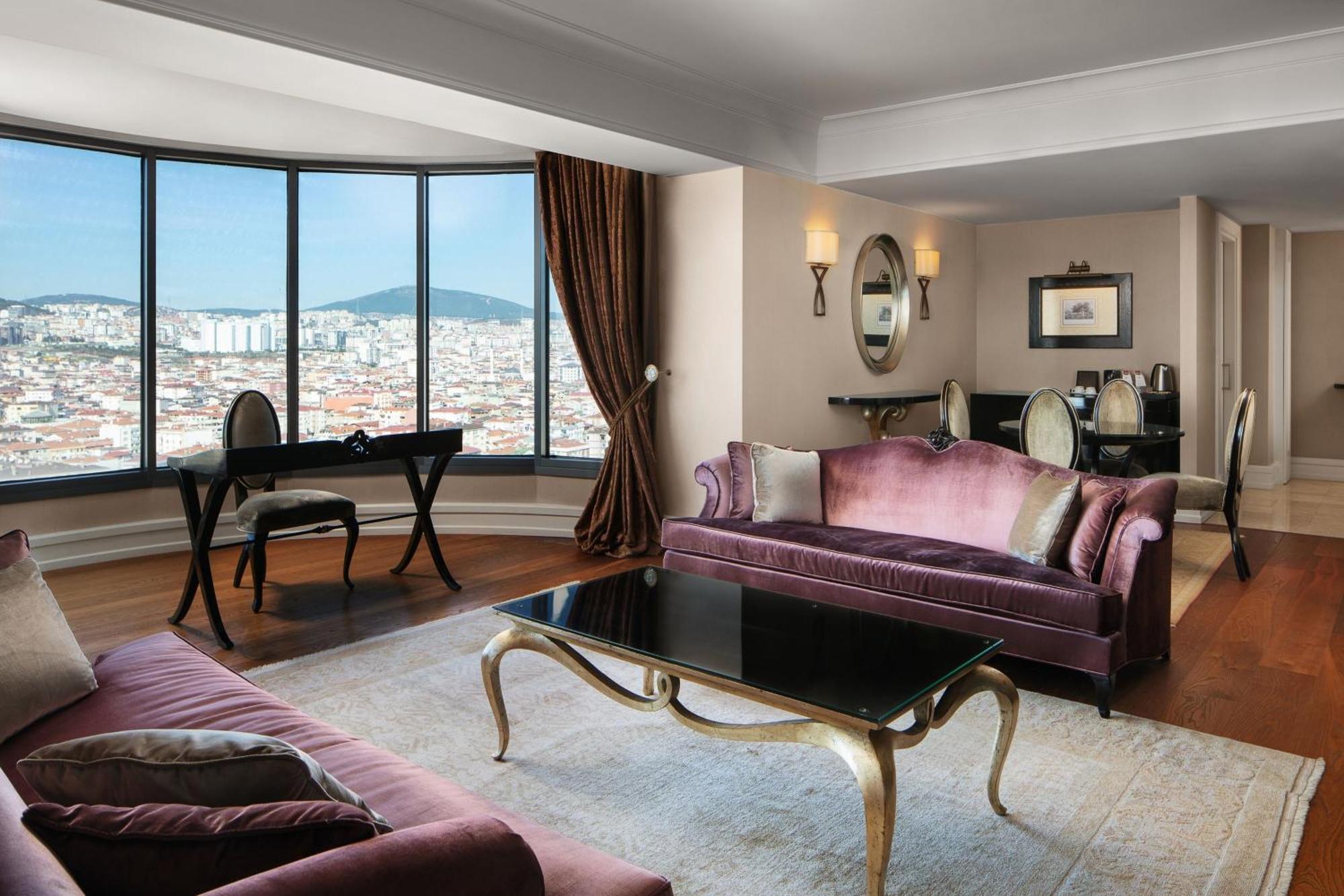 Divan Hotel